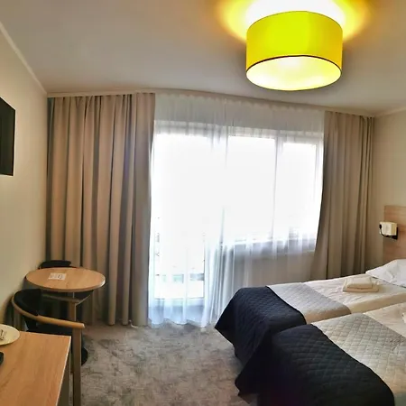 ***nat Hotel