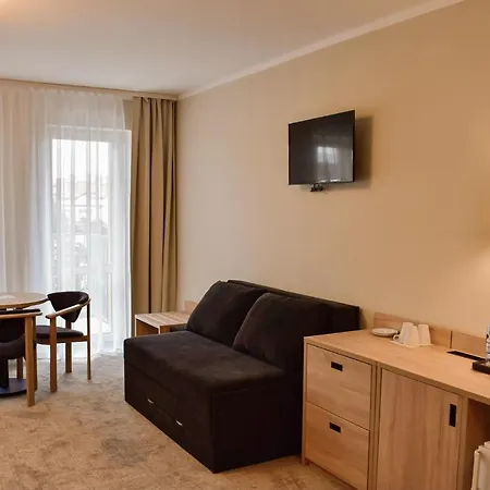 ***nat Hotel 3*