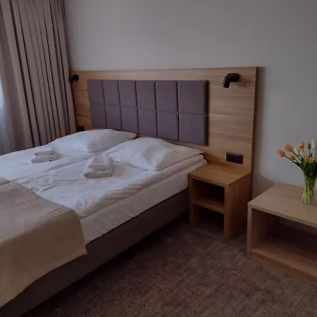 ***nat Hotel 3*