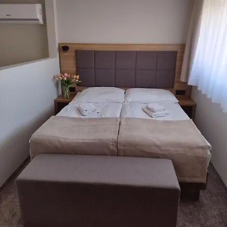 Hotell ***nat