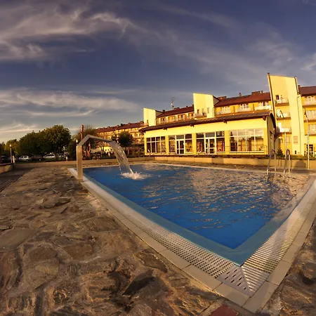 ***nat Hotel Sarbinowo